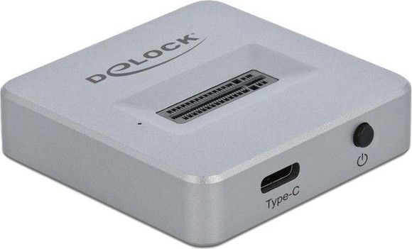 De-lock Delock M.2 Docking Station for M.2 NVMe PCIe SSD with USB Type-C(TM) fema